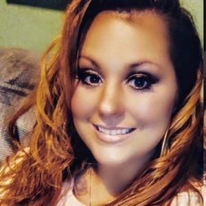 Meet your Posher, Mallory